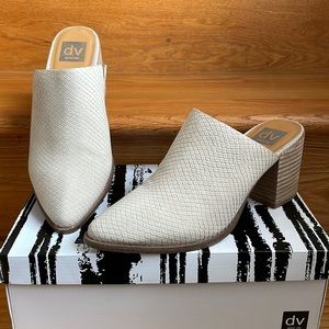 NWT DV by Dolce Vita Tendle women’s size 10